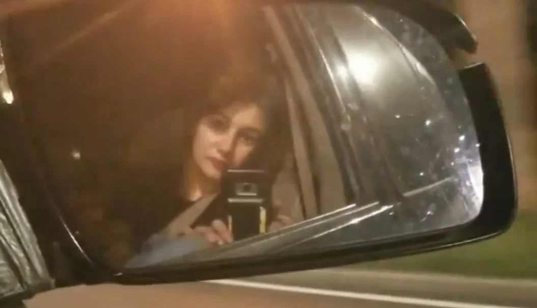 D π profile banner