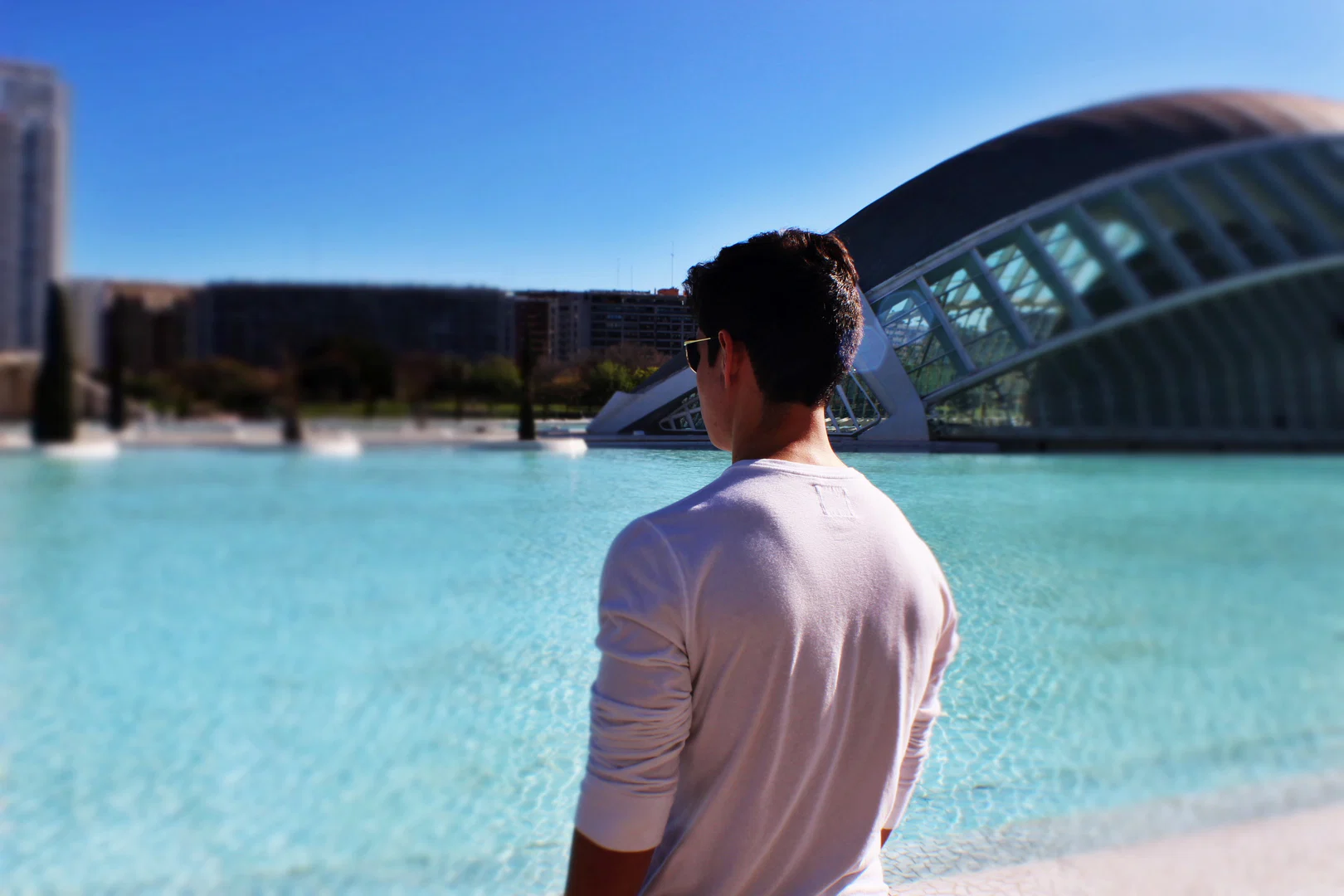 Bubble butt gym bro profile banner