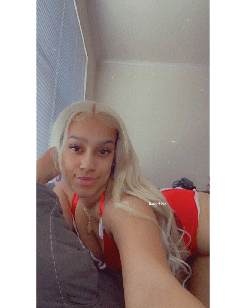 𝐈𝐓𝐒 𝐌𝐘 𝐁𝐈𝐑𝐓𝐇𝐃𝐀𝐘 💕💗's avatar