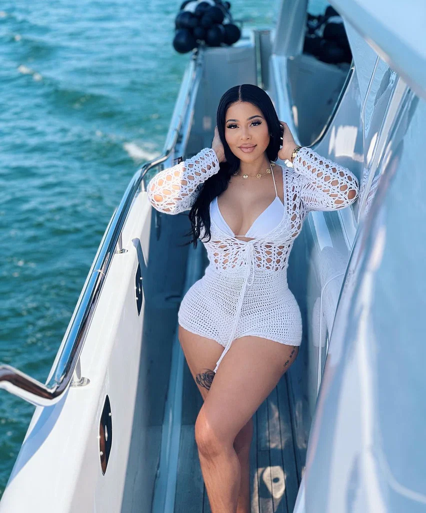 Issa Body