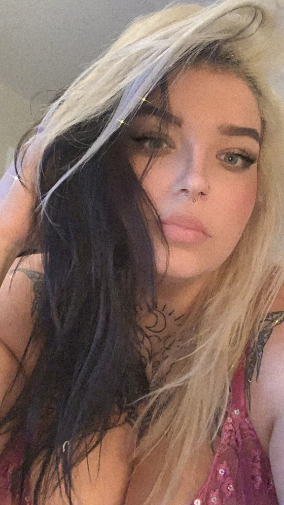 Lily Jones's avatar