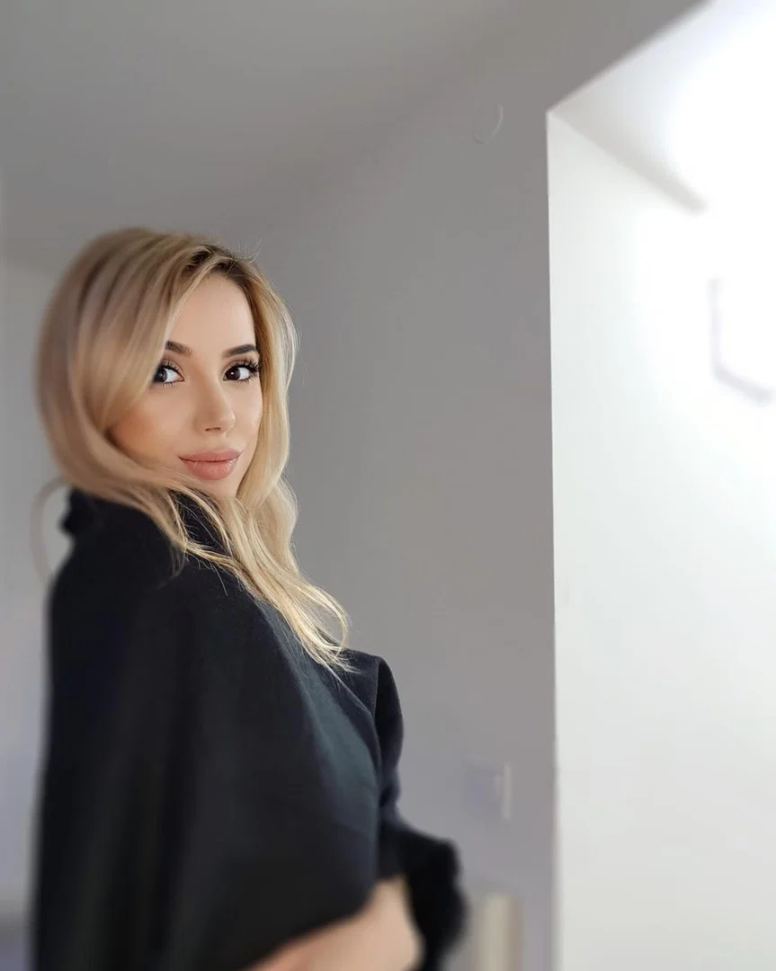 Sophye profile banner