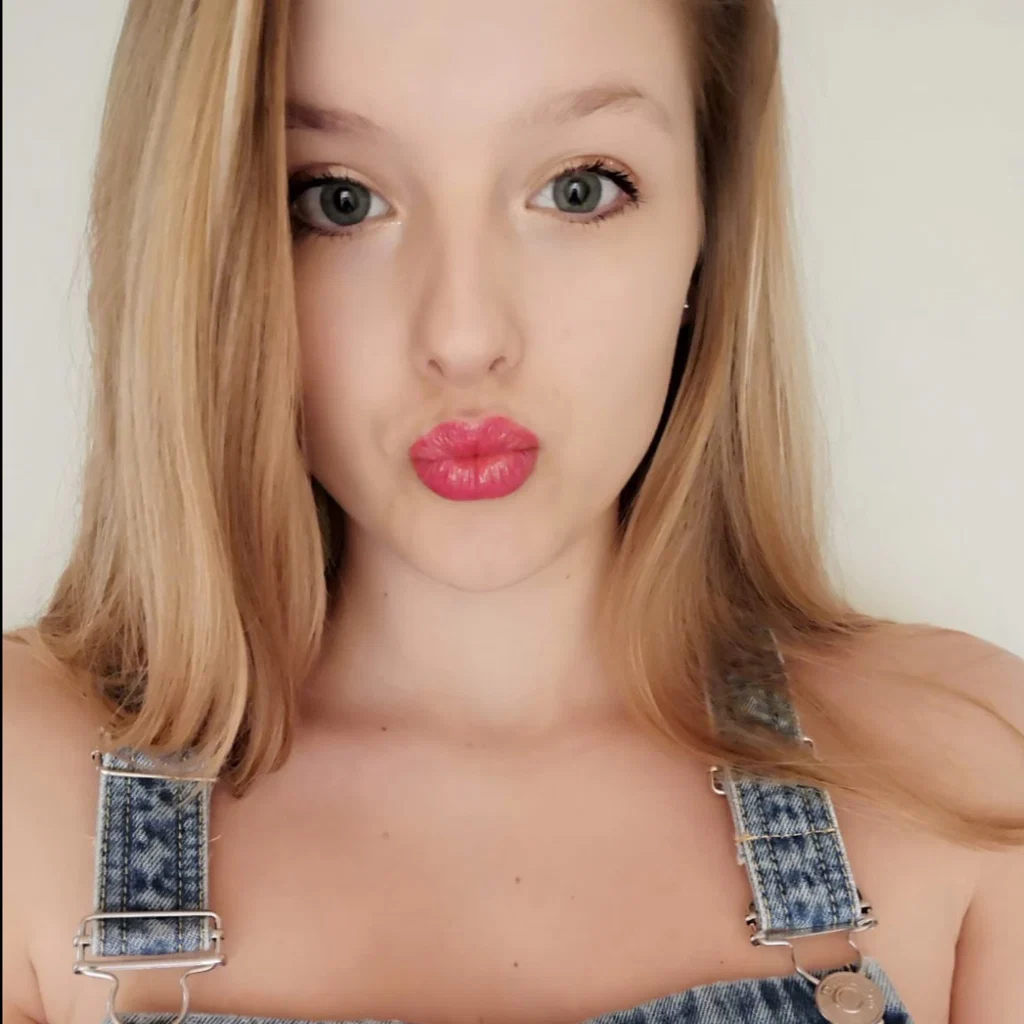 Pure Nude VIP's avatar