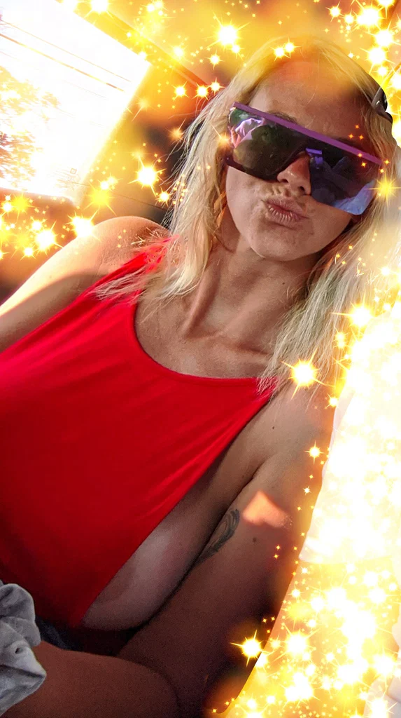 Emilica's avatar