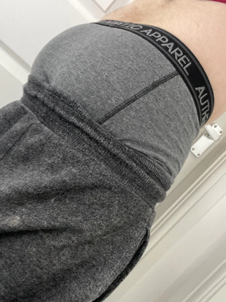 BearinBoxers's avatar