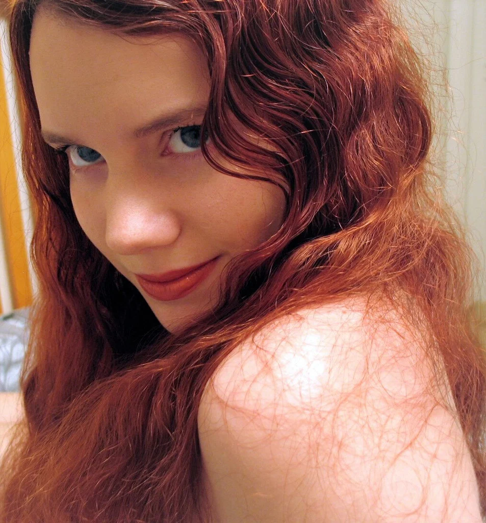 Scarlet Vixen's avatar