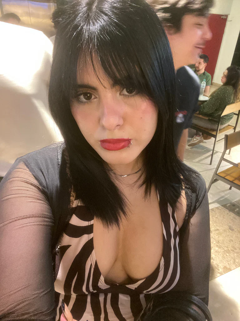 Valeria's avatar