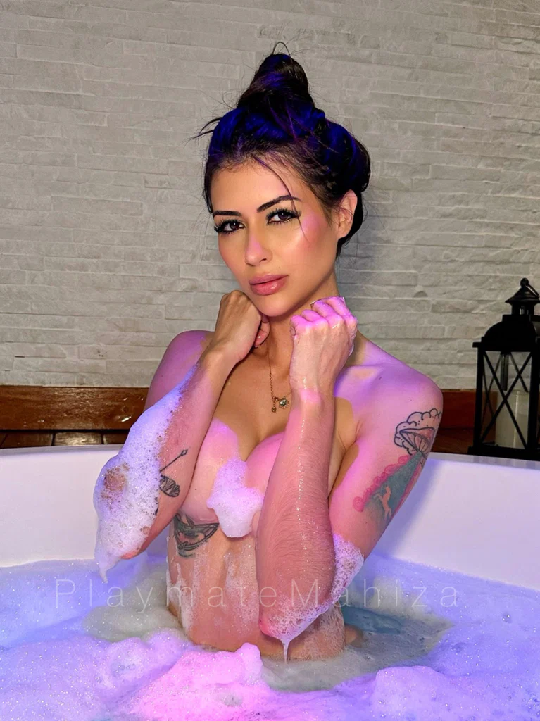 Maia Lozano's avatar