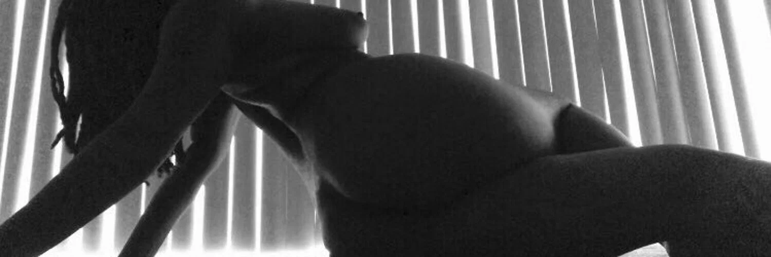 Queen Caramel *under construction* profile banner
