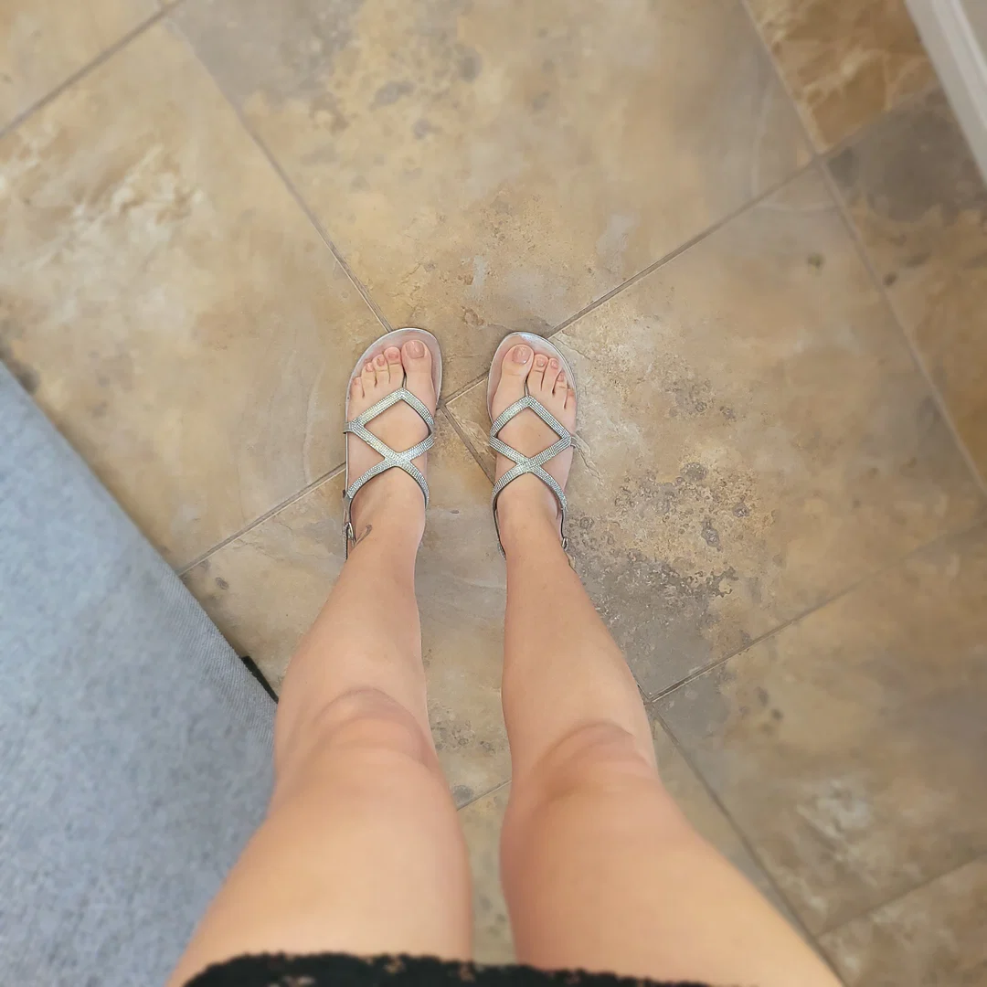 Ms. Norwegian feet profile banner