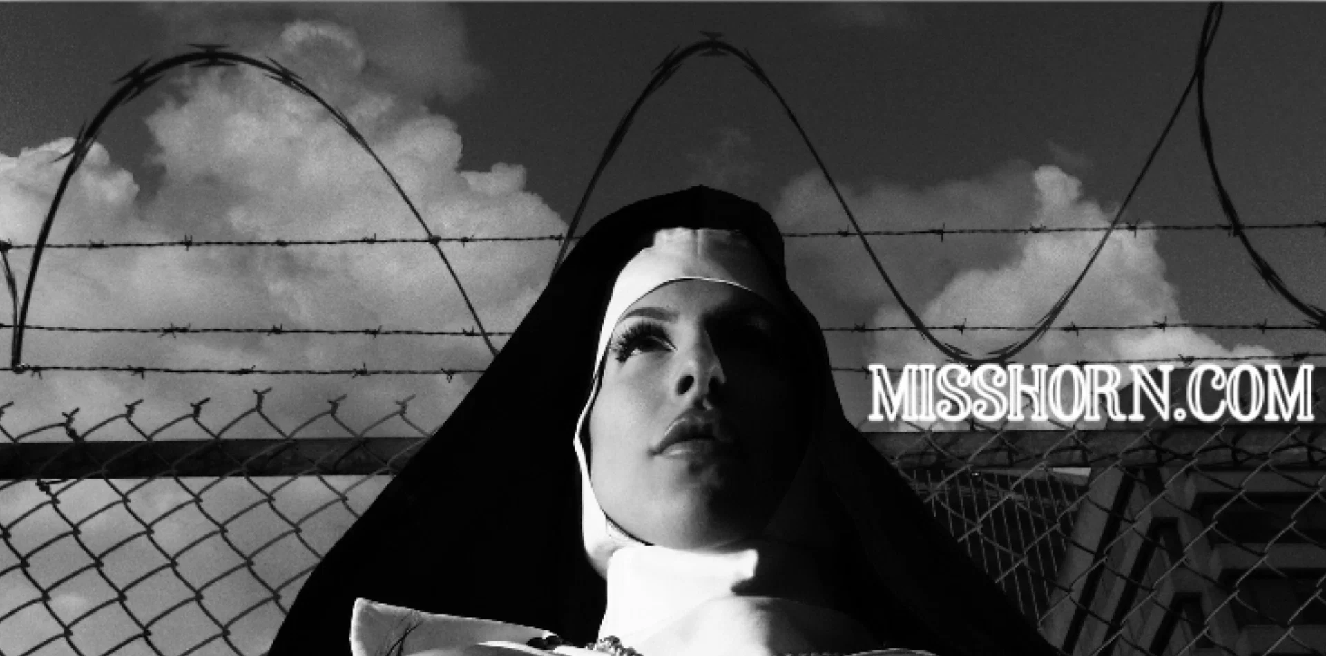 Miss Horn 🐆 Big Tiddy Goth Showgirl profile banner