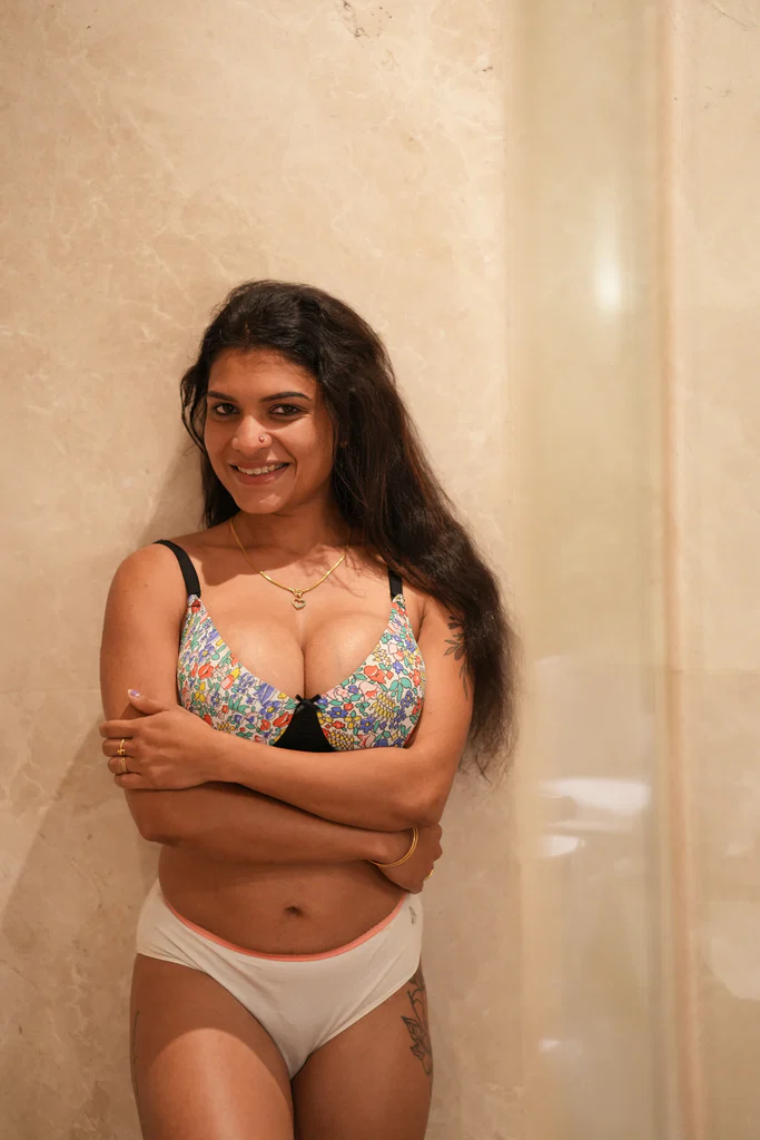 Resmi R Nair's avatar