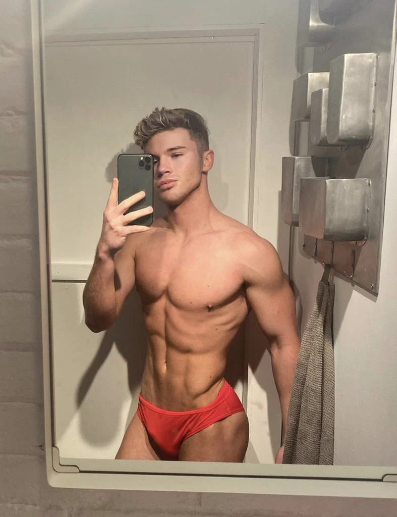Deanyoung_'s avatar