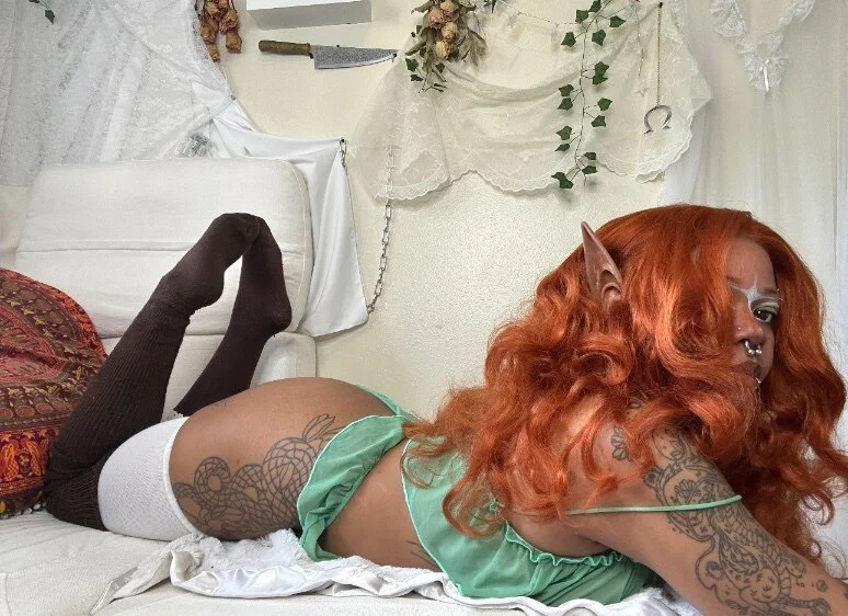 Peach profile banner
