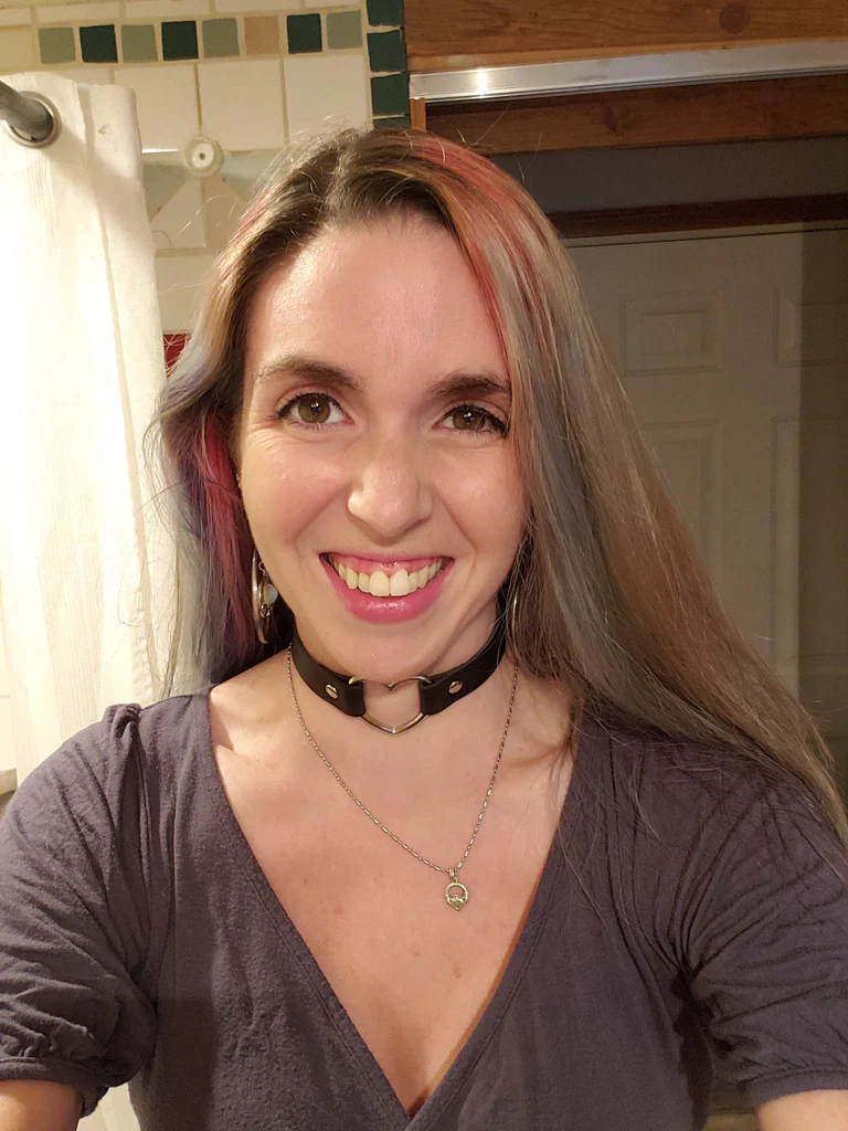 IrishScorpionQueen's avatar