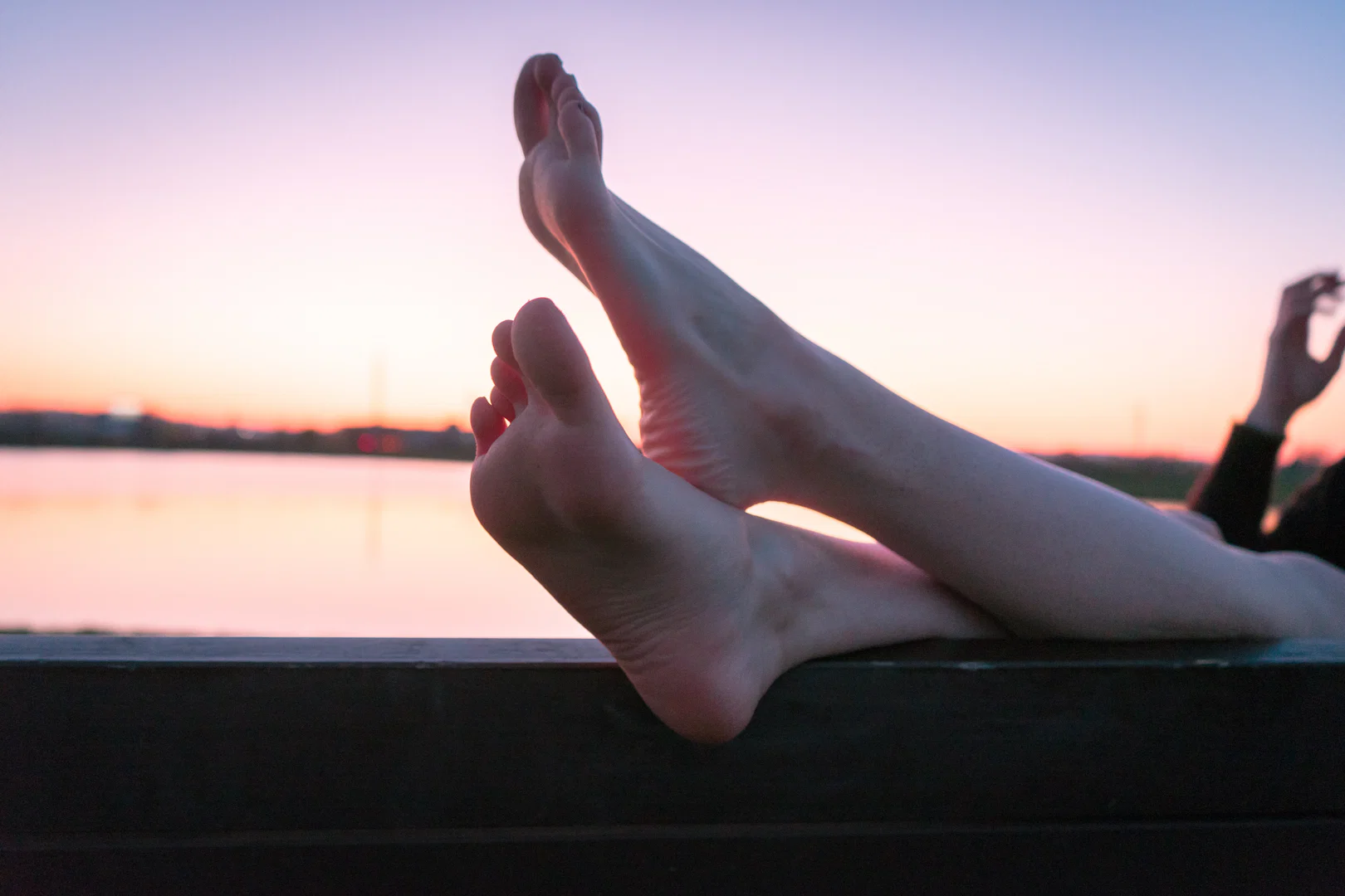 Leyla’s feet profile banner