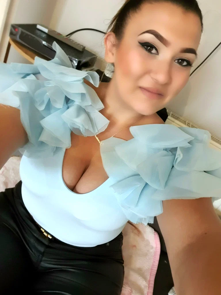 Denisa Fagetan's avatar