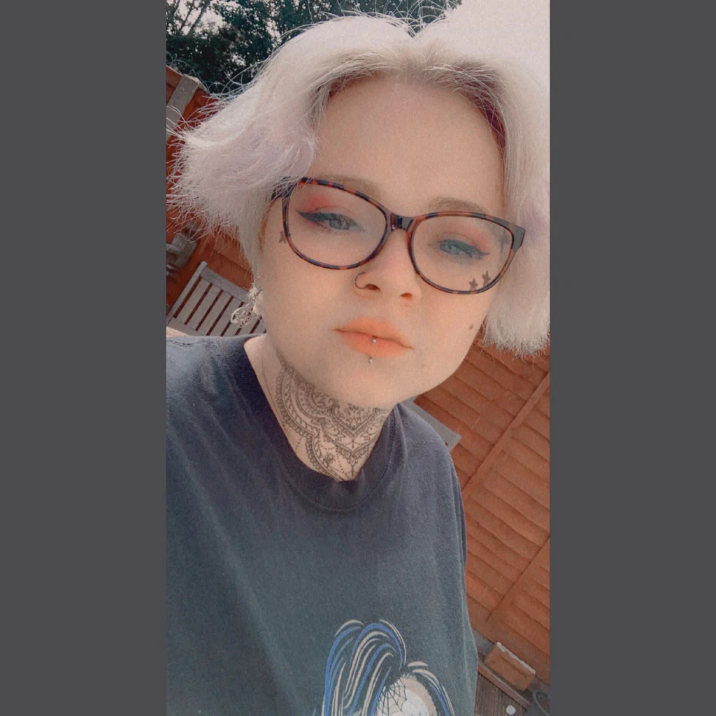 Nora's avatar
