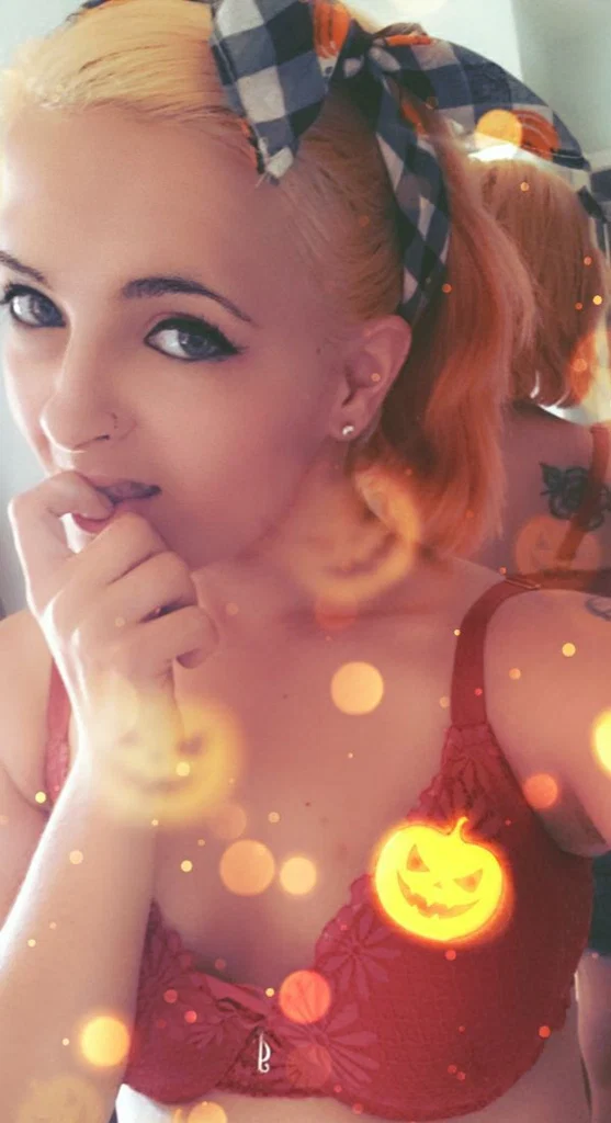 Lizzy's avatar