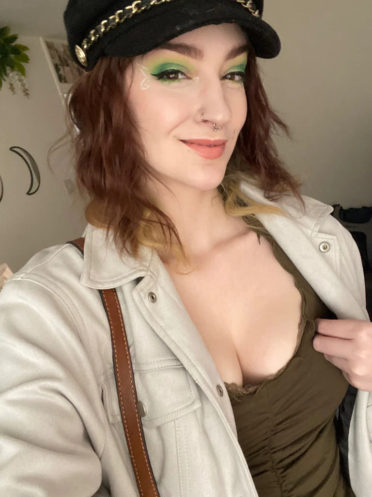 Megan Tofana's avatar