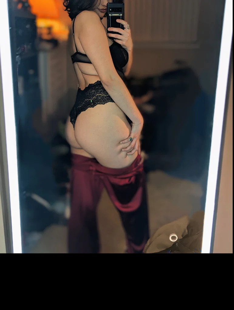 Queen Z's avatar
