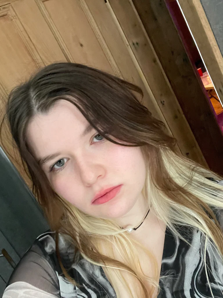 Ava-Cat <3's avatar