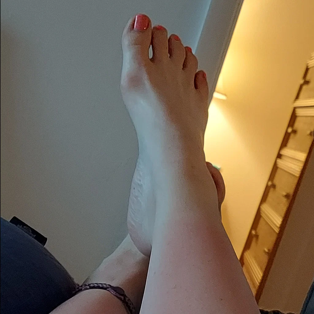 Prettyplusfeets's avatar