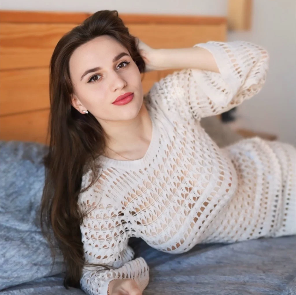 Pretty Lily🦋🍒🍑's avatar