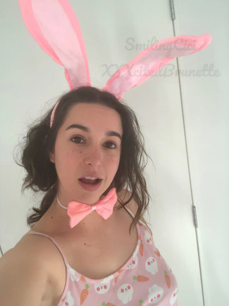 hairy pussy ✨🖤's avatar