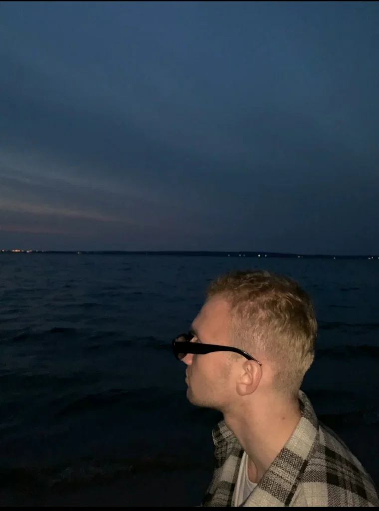 Dmitriy's avatar
