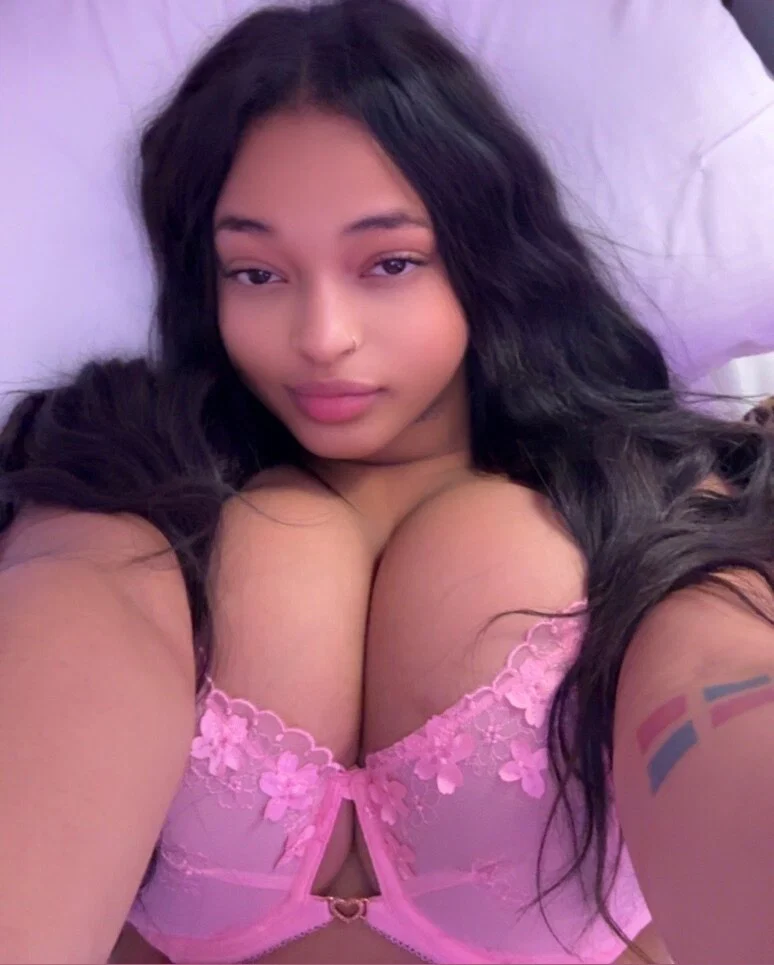 Lexi 🌶's avatar