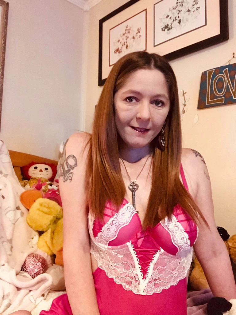 Ally LilKitten's avatar