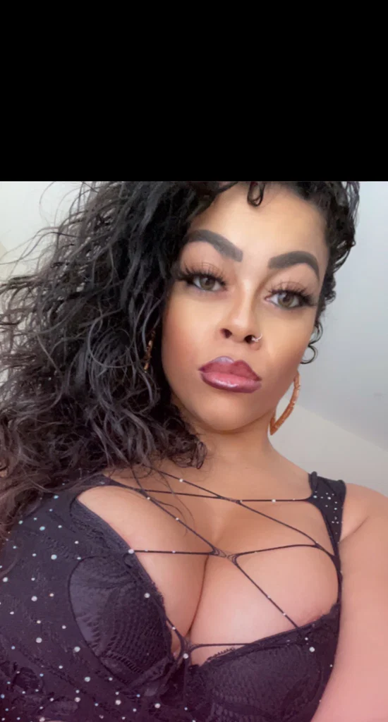 Miss Charisma's avatar