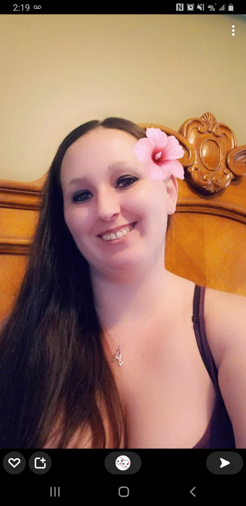 Amber Nicole Arnold's avatar