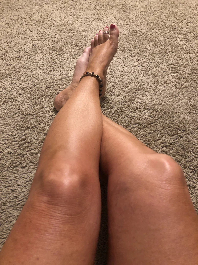 Miss Pretty Legs profile banner