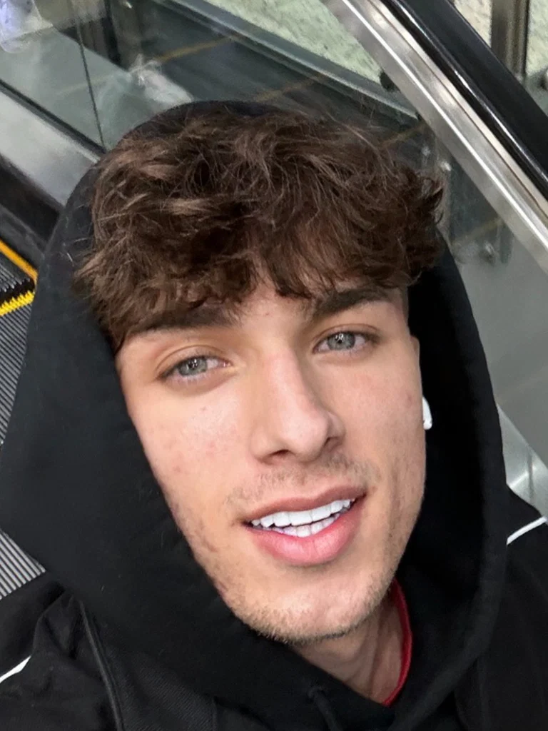 ethan 🍆's avatar