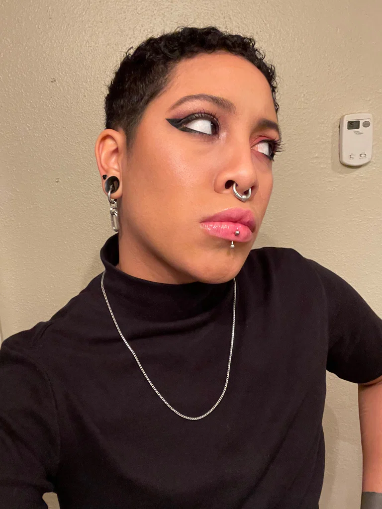 Lover Boi's avatar