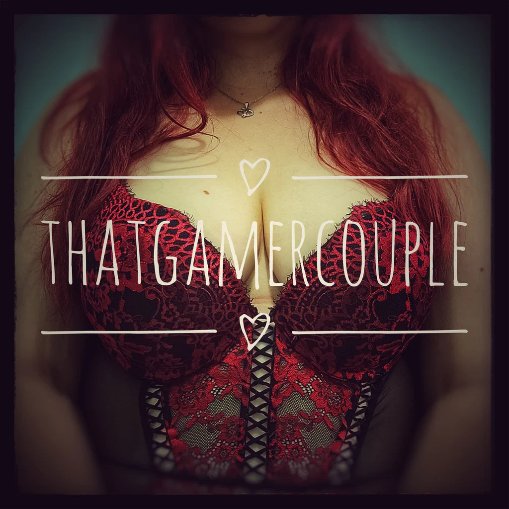 ThatGamerCouple's avatar