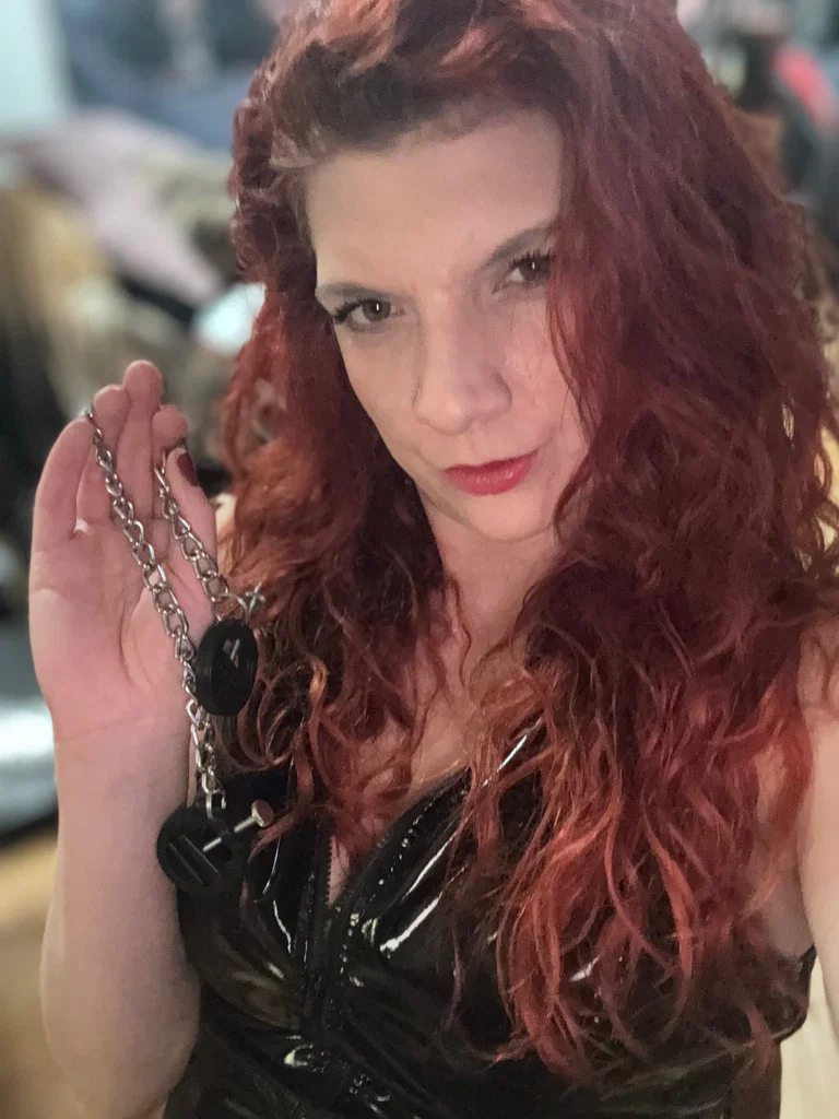 Madam Monita's avatar