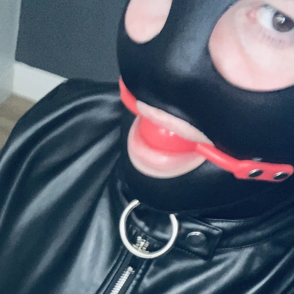 The Gagged Gimp's avatar