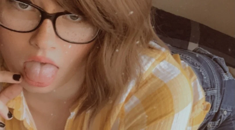 Hazel King profile banner
