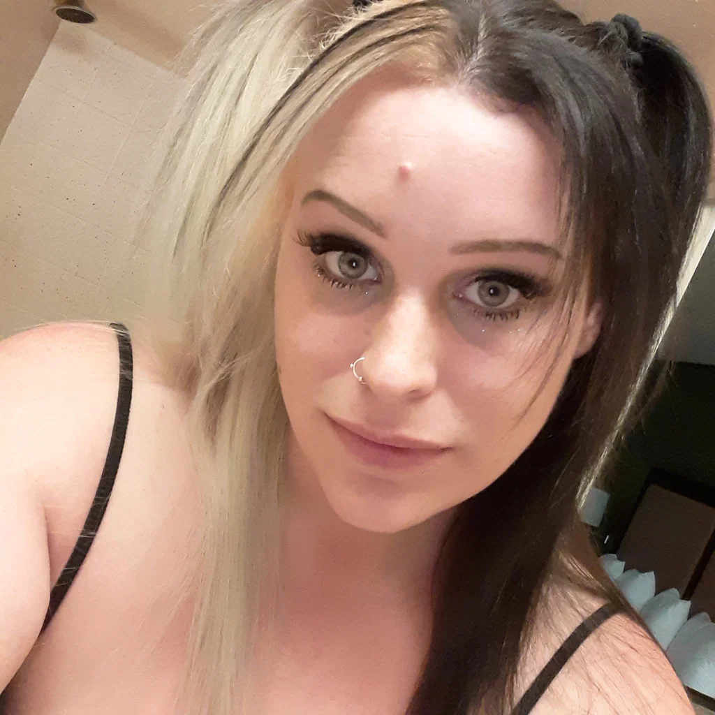 _courtney_'s avatar