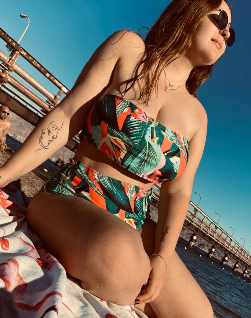 I b profile banner
