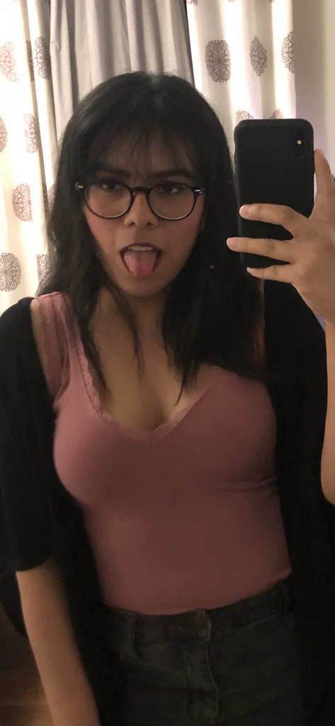 Anisa's avatar