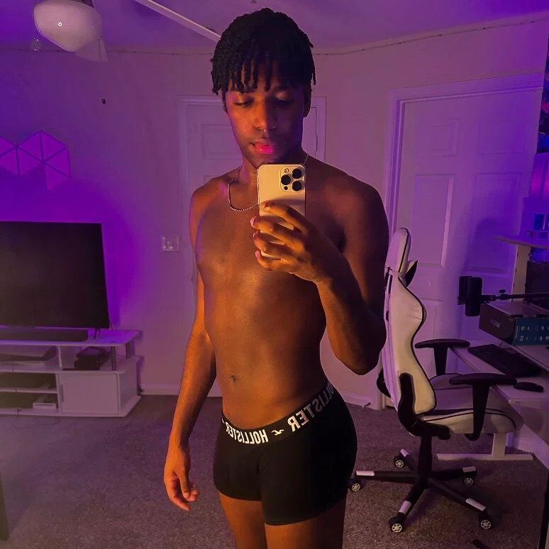 𝗸𝘆𝗹𝗮𝗻 🌙