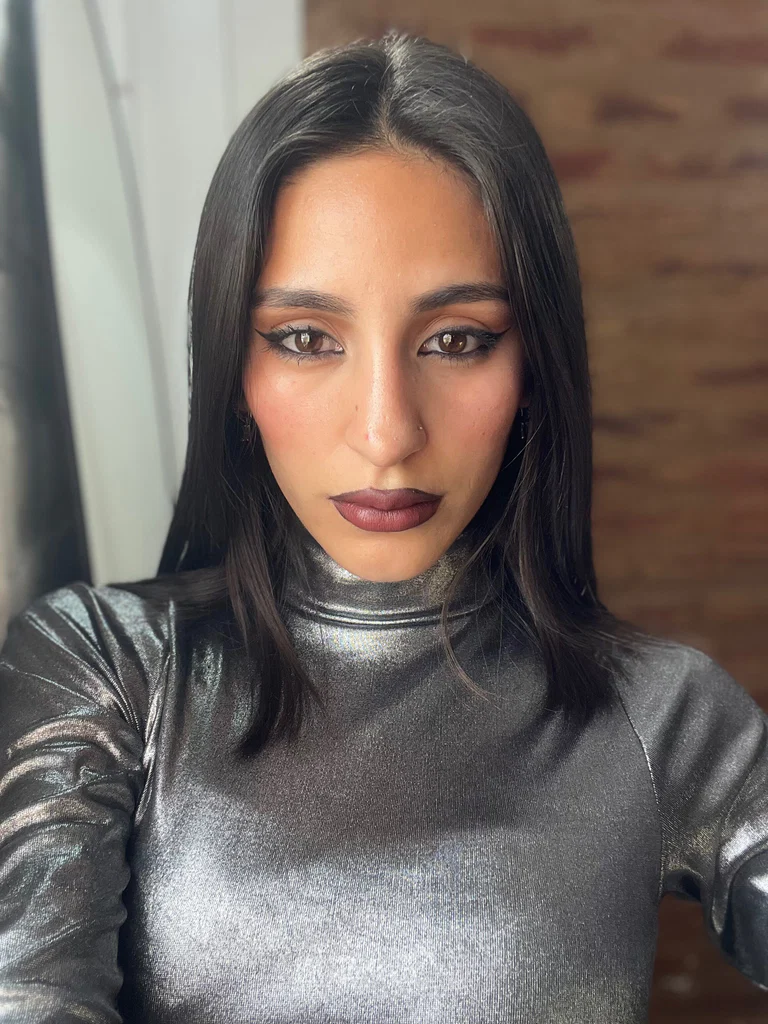 Queen Emi 👑's avatar