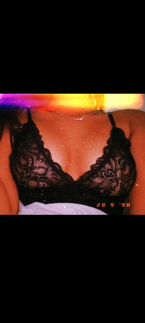 Bad Gyal profile banner