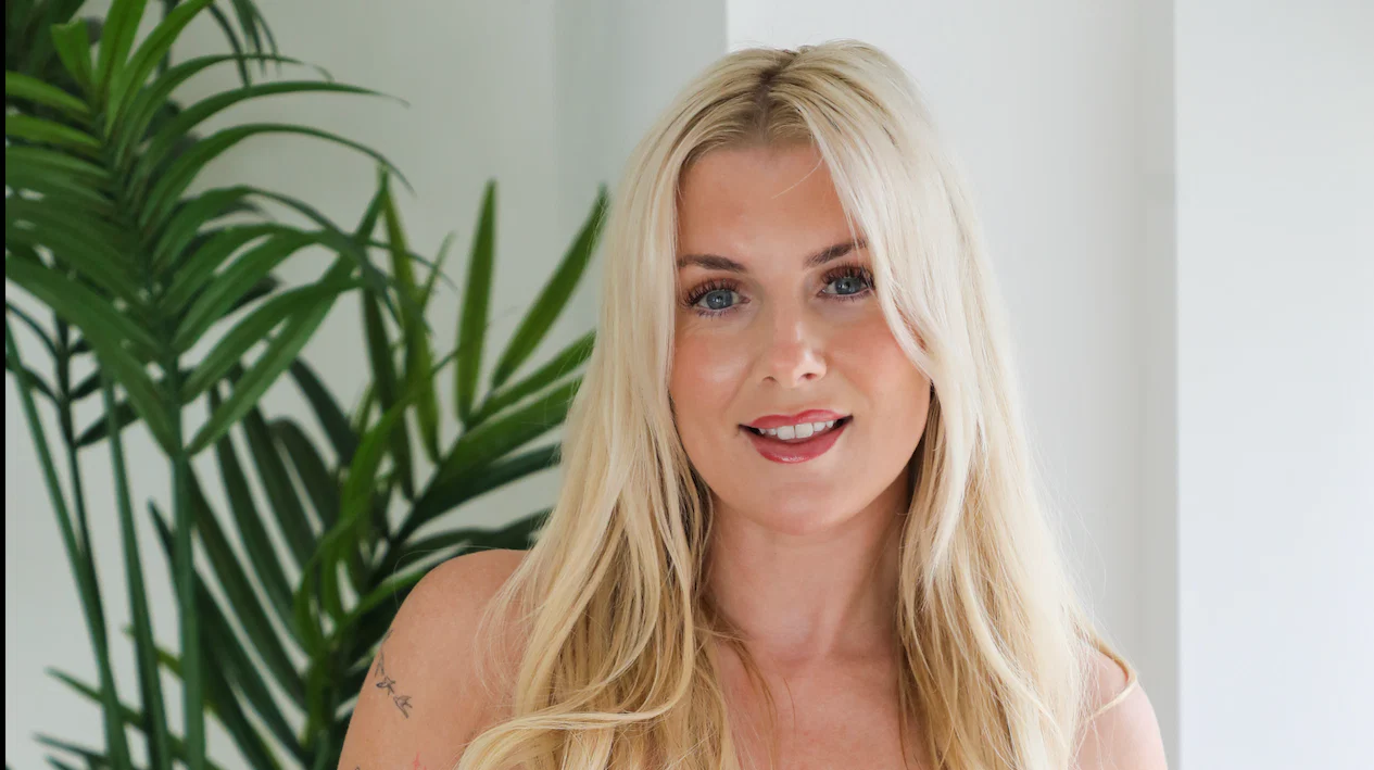 Emily Walters ๐ profile banner