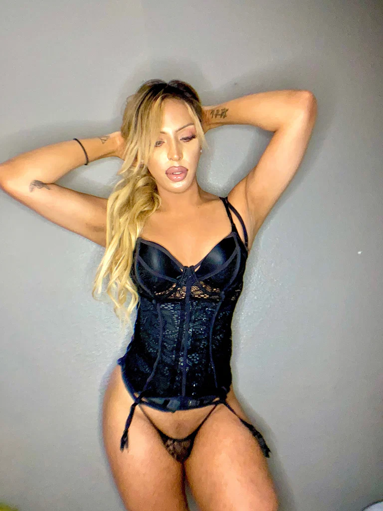 Naughty Nadia's avatar