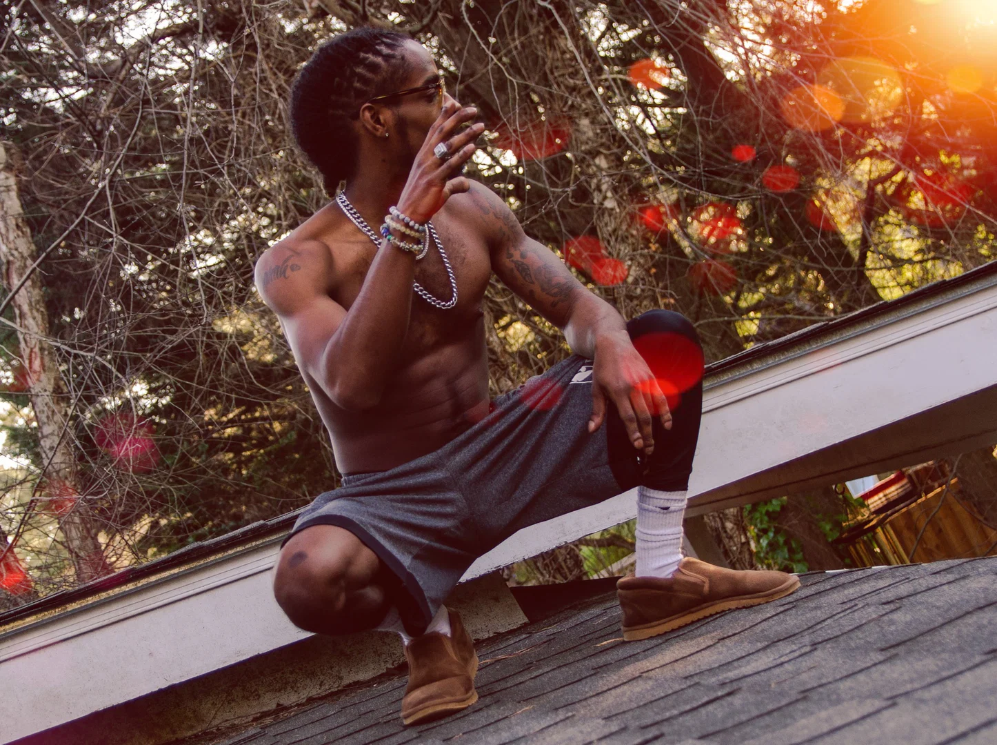 Ari Moon profile banner
